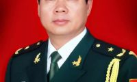 “雙減”讓教育返璞歸真，這位將軍作家用鏗鏘筆力寫盡人間綿綿真情