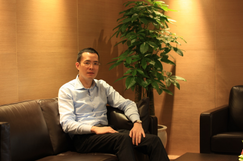 林松泉：全力以赴為企業(yè)，默默無聞做奉獻