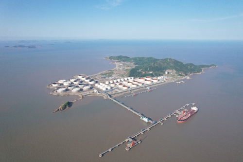 匠造“儲運明珠”！中建安裝全速推進國際油品儲運基地建設(shè)