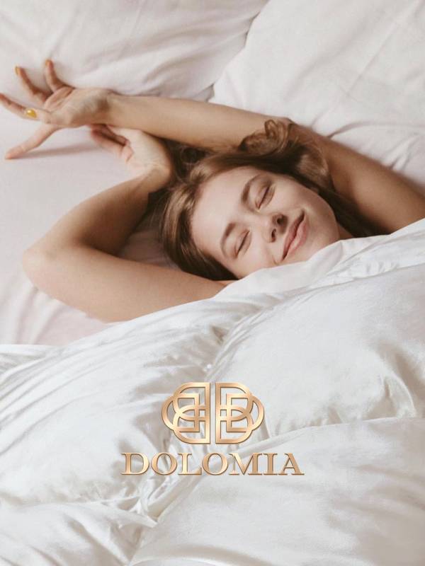 手工出廠的高奢凝膠枕DOLOMIA，內含“有求必應”的定制原則，被稱手工技藝的奇跡