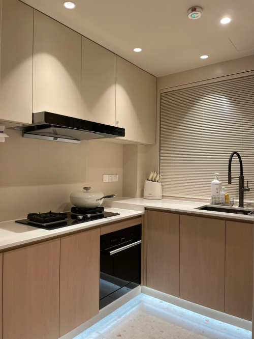 廚房安全與美觀能否兼得？BENEFIT（貝玲妃）靈盾7號專用鉸鏈給出肯定答案